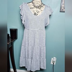 Max Studio NWT Women's White and Blue Striped Tiered Ruffled Dress Size L